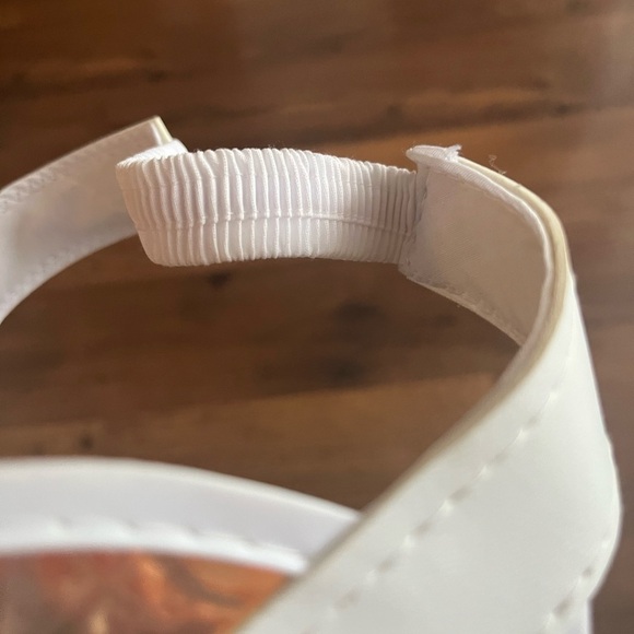 FREE Clear/White Visor w/Jenn - Picture 8 of 11